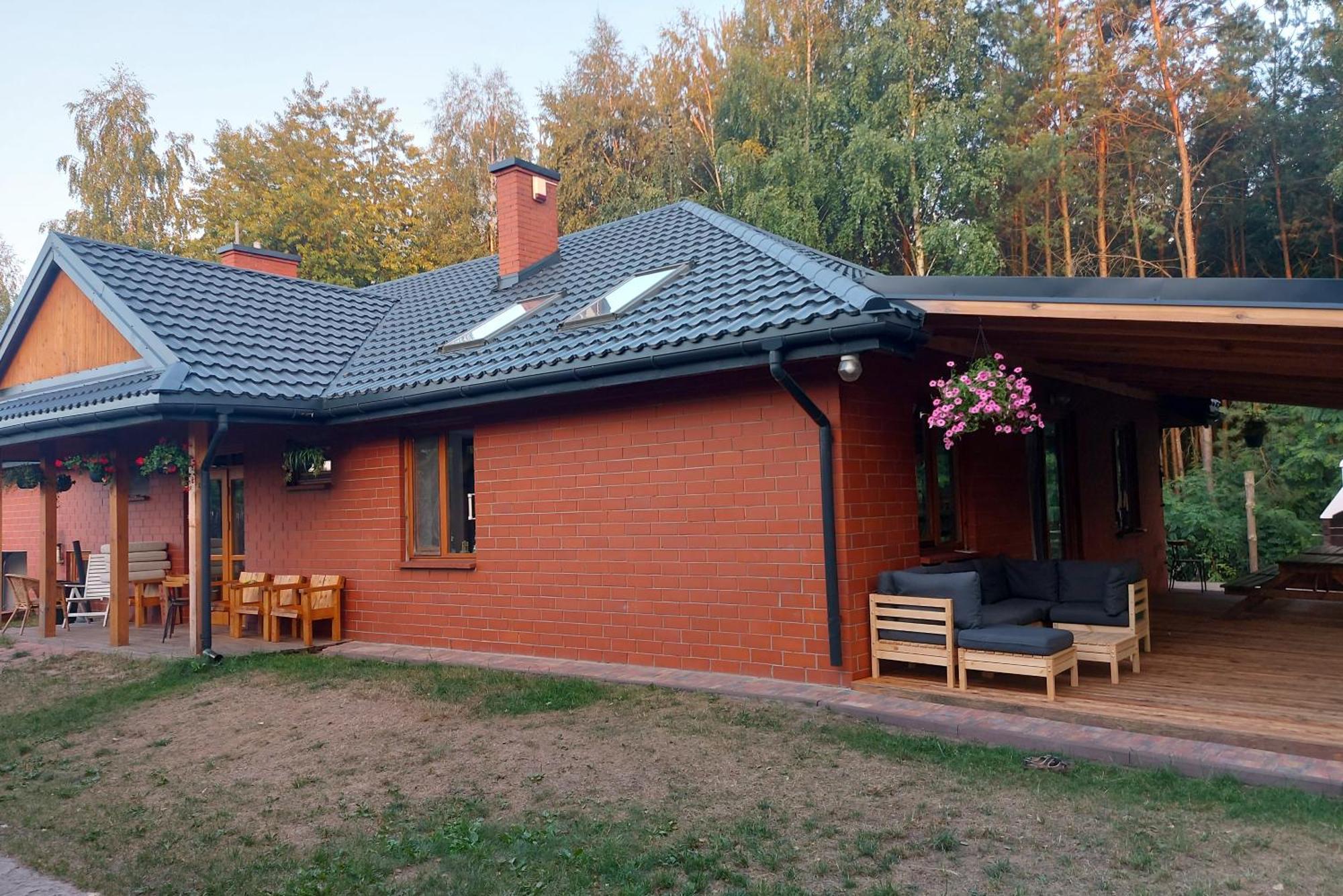 Dom Imprezowy Z Noclegami Dziecinow Exterior photo